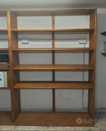 mobili arredo negozio scaffali legno