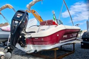 BARCA RANIERI SHARK 17 E MOTORE MERCURY 40/70 PRO