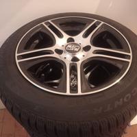 Cerchi in lega con gomme termiche