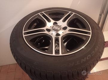 Cerchi in lega con gomme termiche