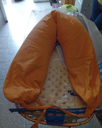 Cuscino allattamento e bagnetto