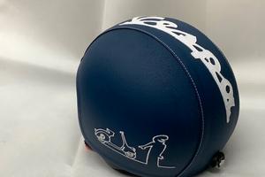 casco rivestito ecopelle blu ricami bianchi vespa 