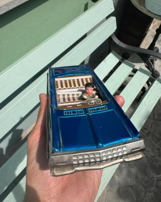 Auto Cabriolet Vintage In Latta Blu Anni ’70 20cm