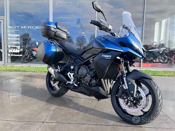 TRIUMPH Tiger 800 Tiger Sport 800 tour