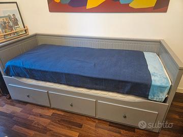 Divano Letto Hemnes Ikea