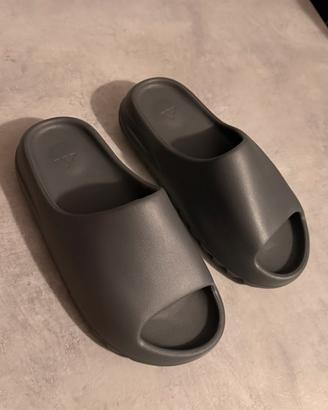 Ciabatte Adidad Yeezy