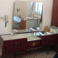 Comò antico anni 60