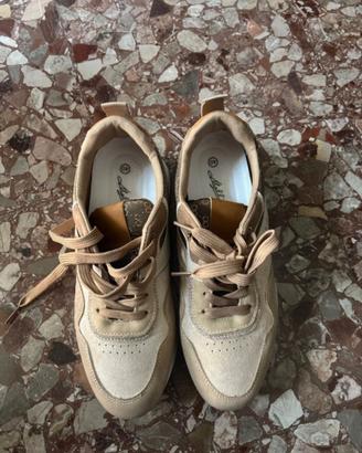 Scarpe donna n.40 – sneakers eleganti
