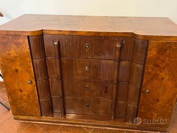 Comò in radica di noce