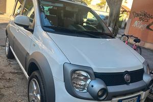 panda cross 4x4 