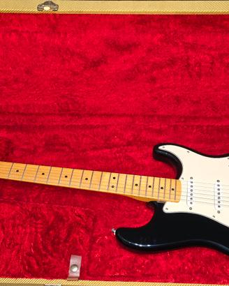 Chitarra Fender Stratocaster SSS 2008 con Custodia