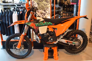 KTM 300 EXC SIX DAYS