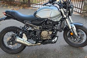 Voge 300 ASX