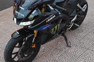 Yamaha YZF R 125 Monster 