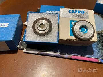 Tre mole in diamante