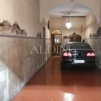 Palazzetto con terrazza cod p14071