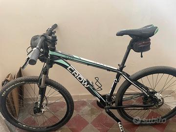 Bici sportiva CROW.