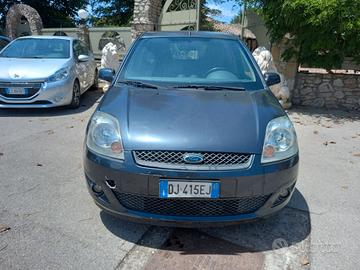 FORD FIESTA (A60)