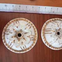 N. 2 borchie ceramica dipinta fine 800'