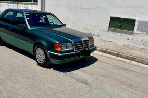 Mercedes e200