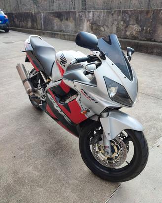 CBR 600 F