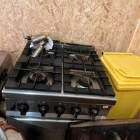 Cucina professionale 4 fuochi + piastra inox
