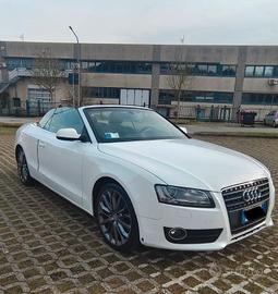 Audi A5  Cabrio 2.7 Multitronic Ambition