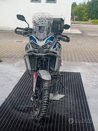 Africa twin 1100 ES
