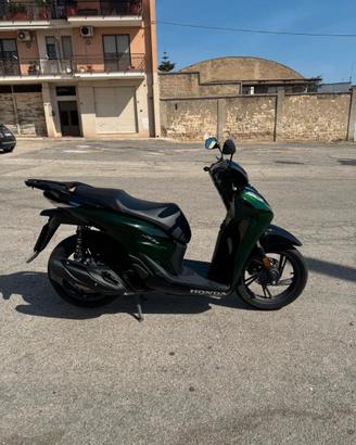Scooter Honda SH125 eSP+ Vetro 2024