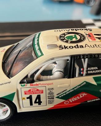 Slot Car RALLY Skoda Fabia WRC slot Hornby
