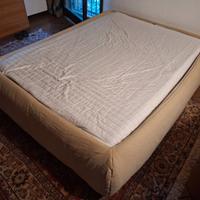 Letto matrimoniale con materasso (Gallarate - VA)