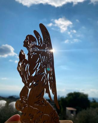 Angelo in legno