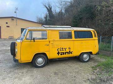 Volkswagen T2 camper vw da Restauro