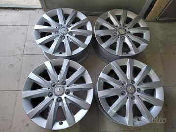 Cerchi in lega da 16 pollici per Mercedes classe a