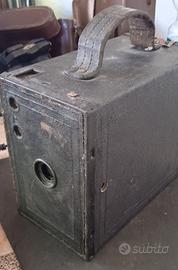 KODAK BROWNIE 2A VINTAGE CAMERA
