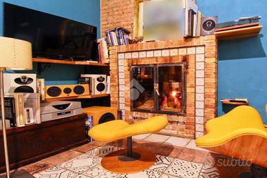 5 LOCALI A BOTRICELLO