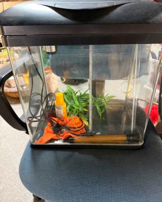 Acquario modello Wave Laguna 40 LED.