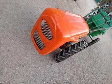 Trattore motocoltivatore Goldoni con botte da 400 