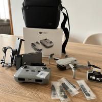Drone DJI Mini 2 Fly More Combo