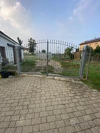 Cancello zincato 3,81 m + 2 pilastri + cancelletto