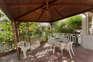 Villa a due passi dal mare