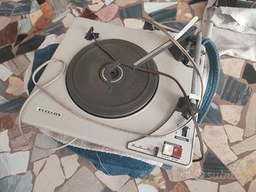 Radio e giradischi vintage da incasso