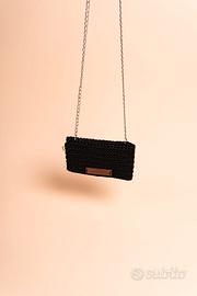 Pochette con tracolla