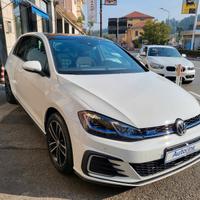 Volkswagen Golf 1.4 GTE HYDRID 5p. TETTO