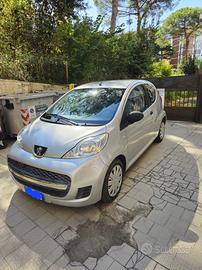 Peugeot 107  unico proprietario  29/02/2012