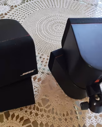 Satelliti Bose Acoustimas