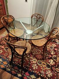 Tavolo cristallo più sedie Thonet originali