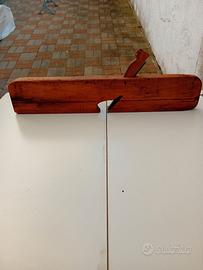 Pialletto vintage in legno