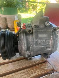 Compressore condizionamento toyota J 100
