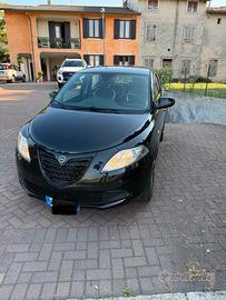 Lancia Ypsilon elefantino